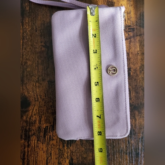 Lululemon Double Up Pouch Wristlet Clutch Wallet - Picture 16 of 16